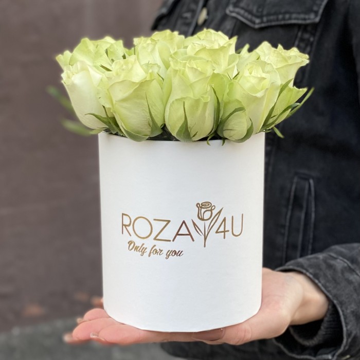 15 роз Ноель в коробке